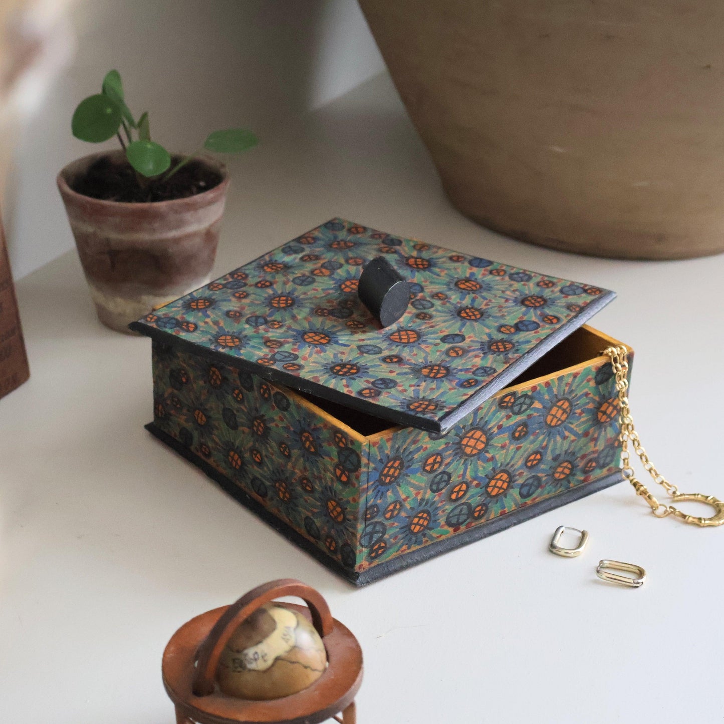 Helene Steinmeijer Box - Blue Floral