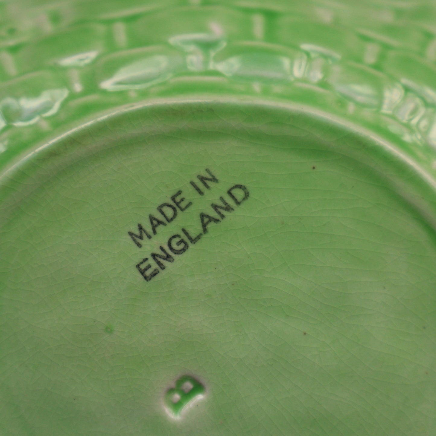 Basket Weave Bright Green Plate/Bowl