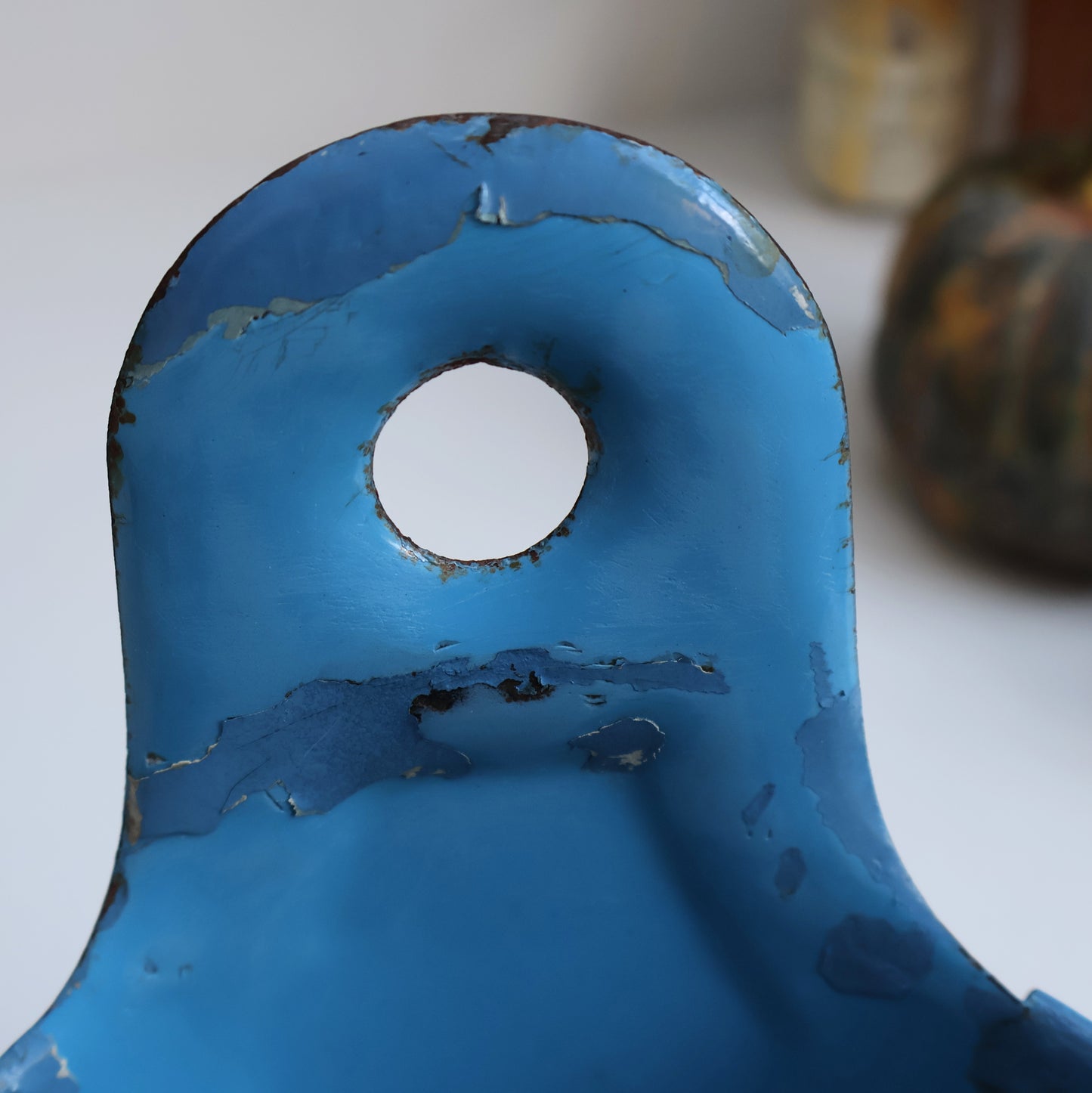 Scandi Soda Hanging Pot