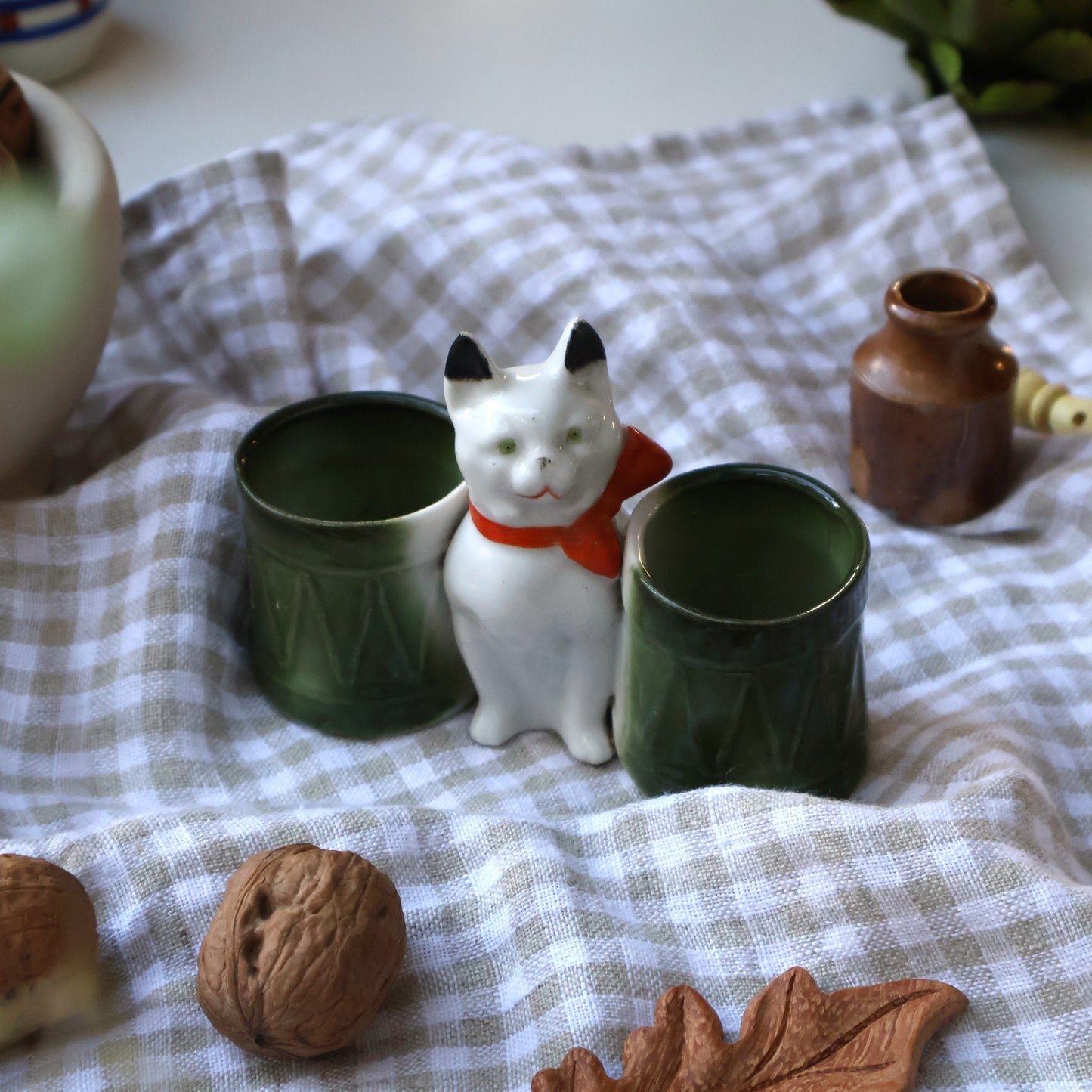 French Porcelain Cat Salt and Pepper Pinch Pot