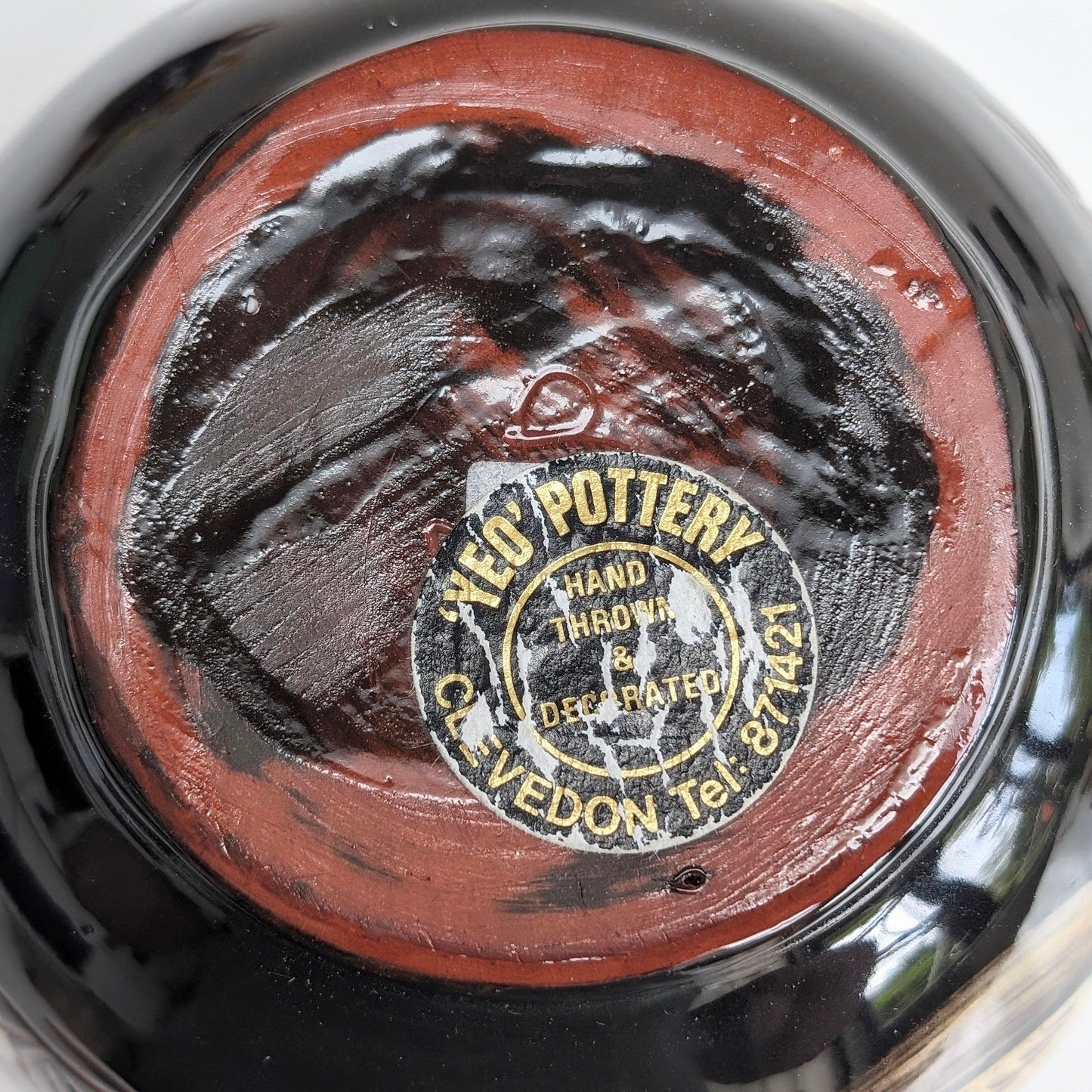 Ruffle-edged Yeo Pottery Swan Planter