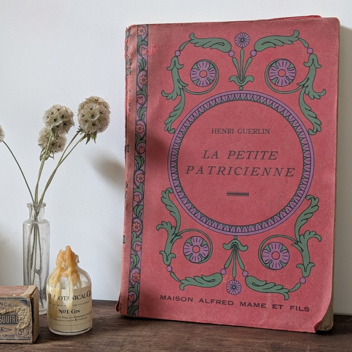 La Petite Parisienne Book by Jeanne Guiton