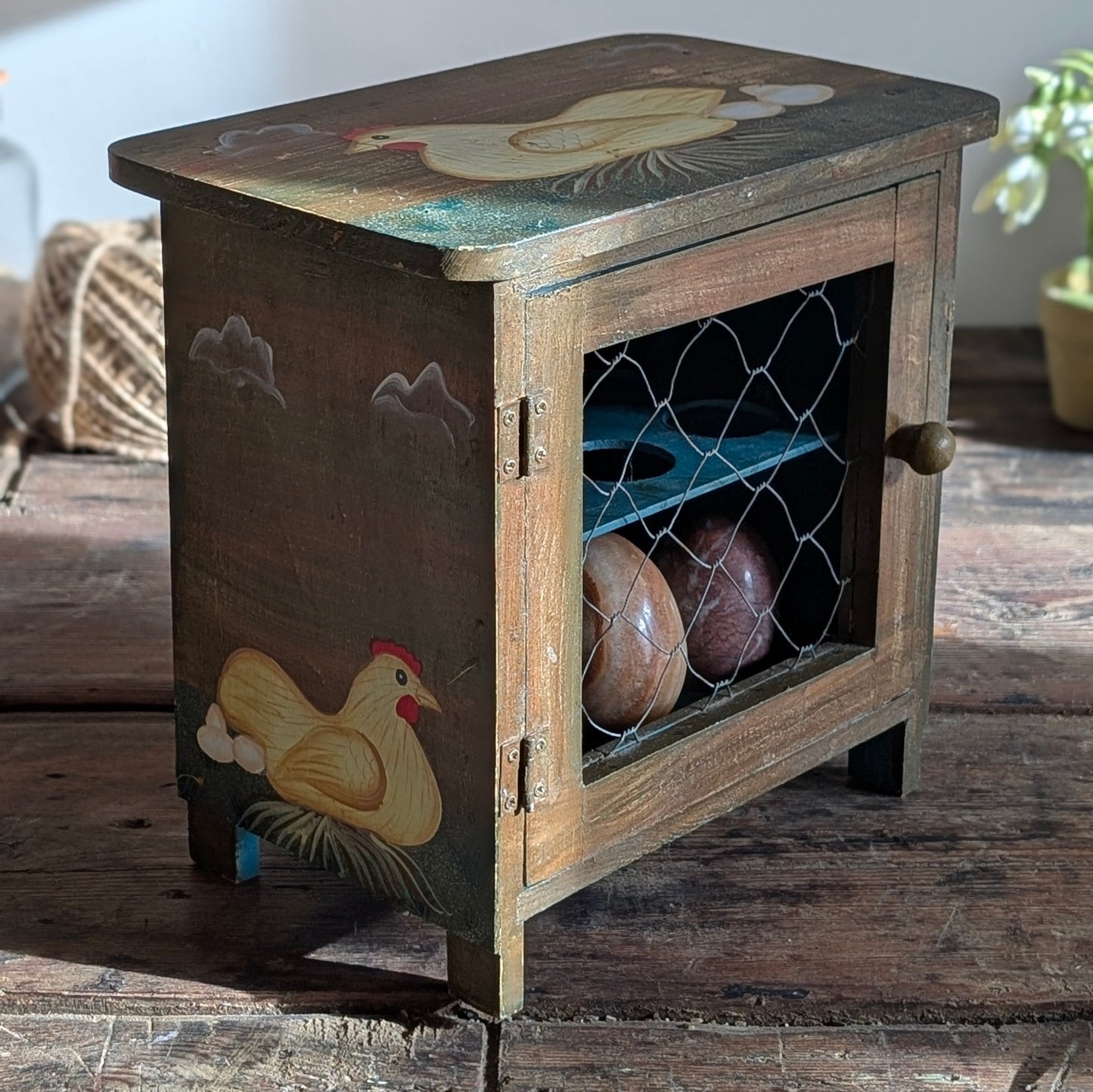 Wooden Country Style Egg Box Holder