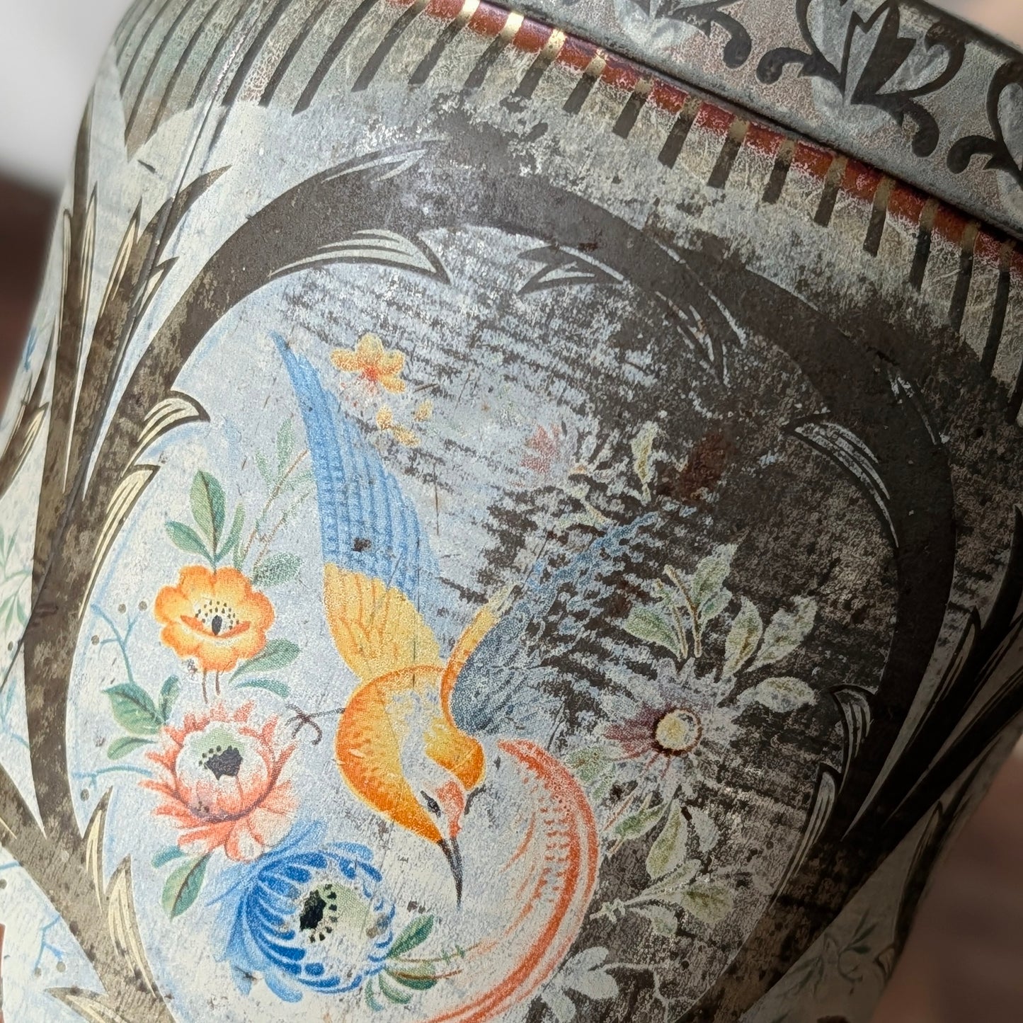 Vintage Floral Tea Tin