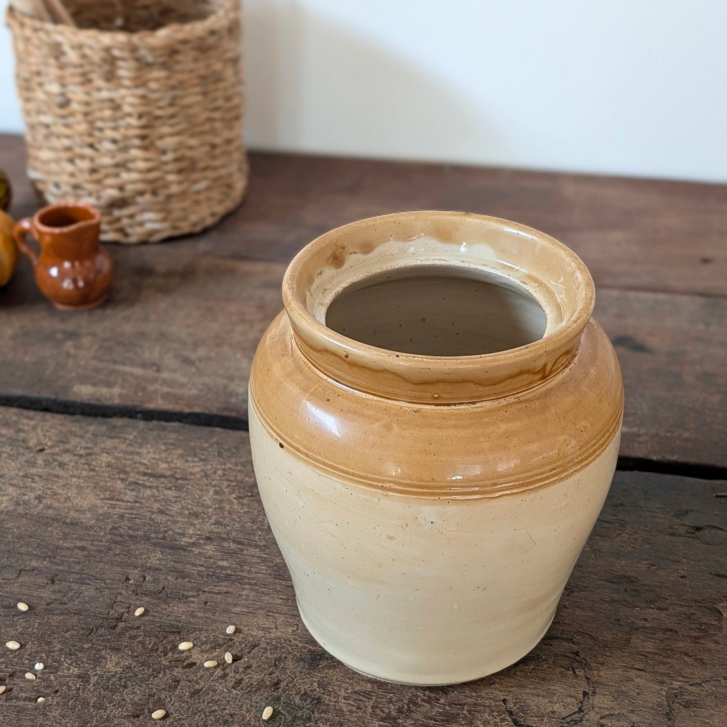 Heavy Two Tone Stoneware Crock Pot