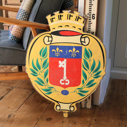 Metal 'Angers' Flag Pole Shield