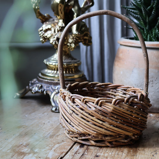 Small Wicker Basket (Round)