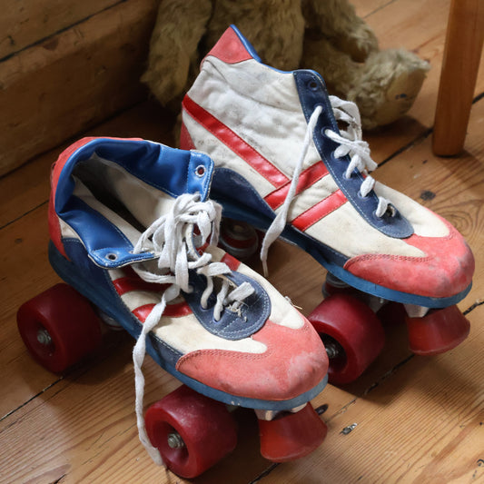 Vintage Roller Skates Size 4/5 Womens