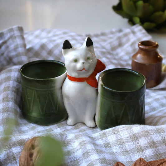 French Porcelain Cat Salt and Pepper Pinch Pot