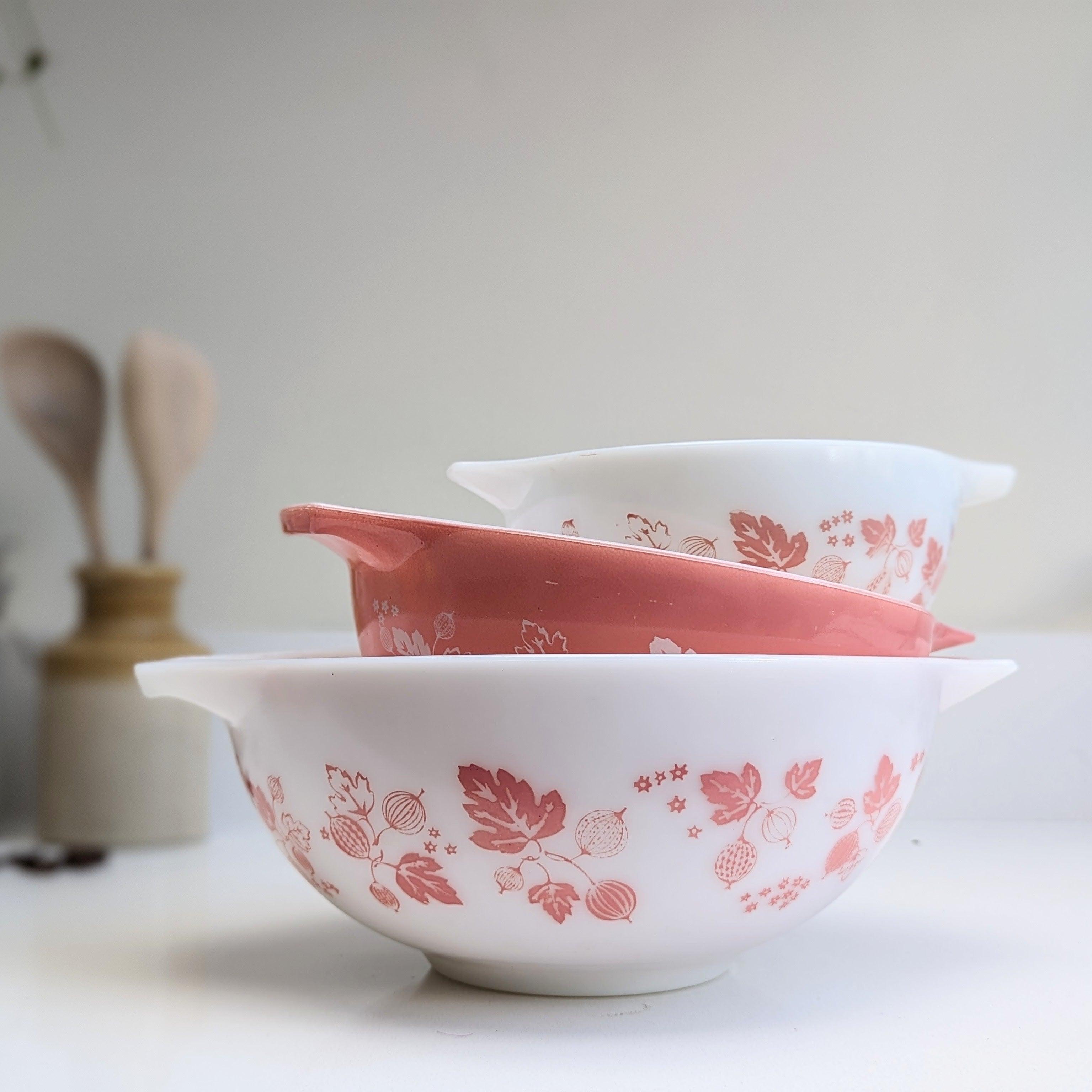 Pink pyrex mixing outlet bowls