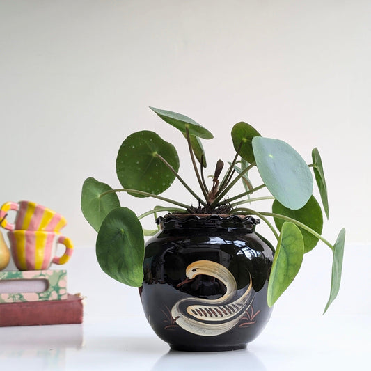 Ruffle-edged Yeo Pottery Swan Planter