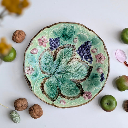Majolica Vine and Strawberries Plate