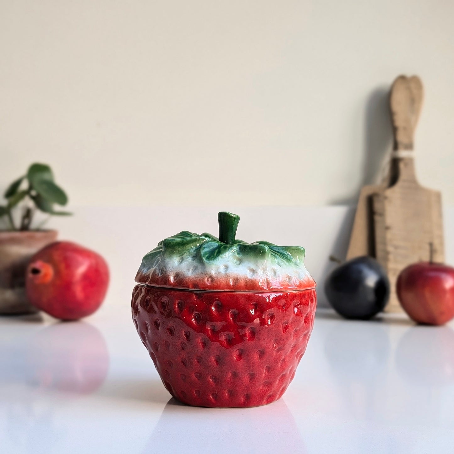 Unusual Mancer Italian Strawberry Pot