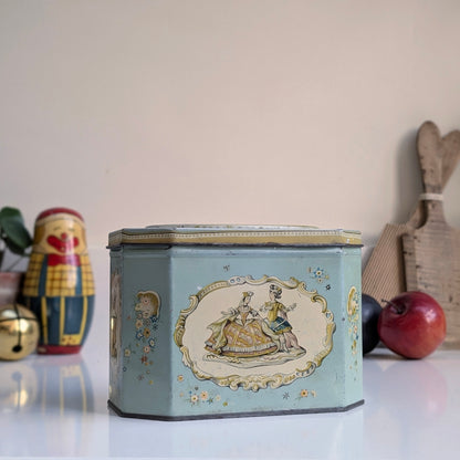 Vintage Huntley and Palmers Tin