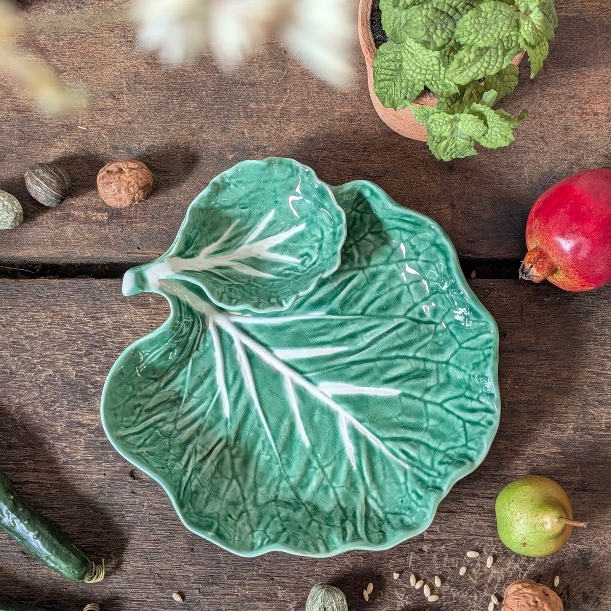 Bordallo Pinheiro Green Cabbage Leaf Serving Plate