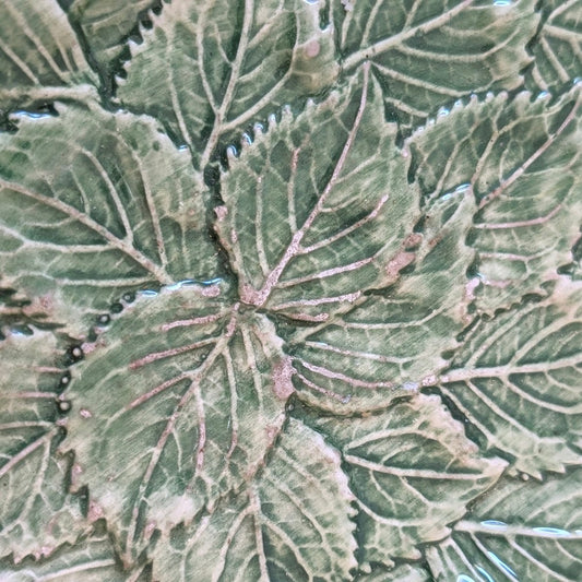 Small Green Majolica Leaf Plate