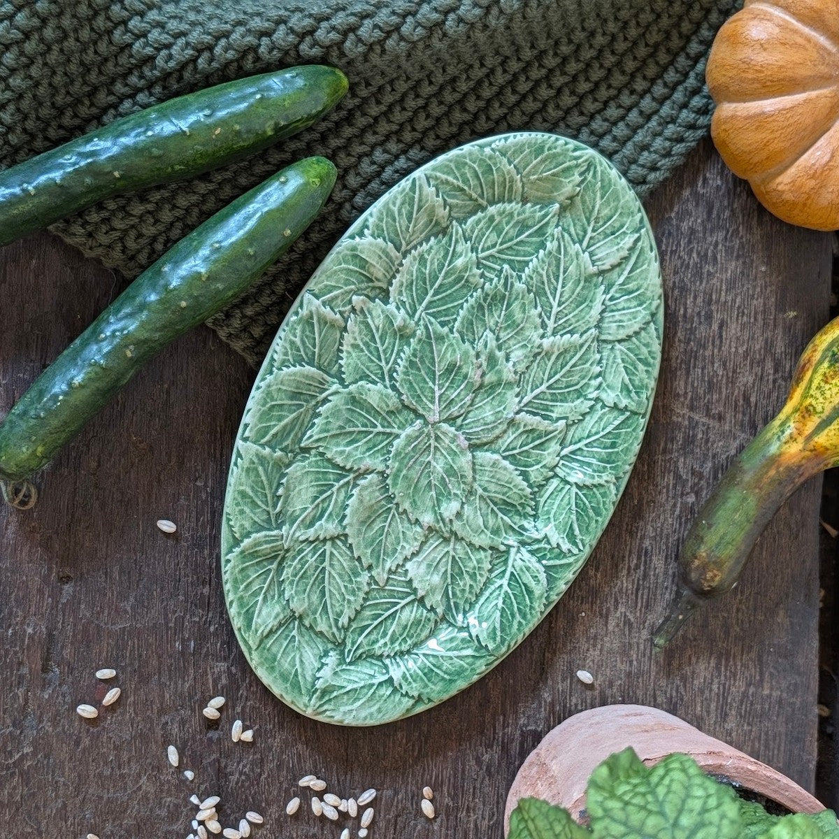Small Green Majolica Leaf Plate