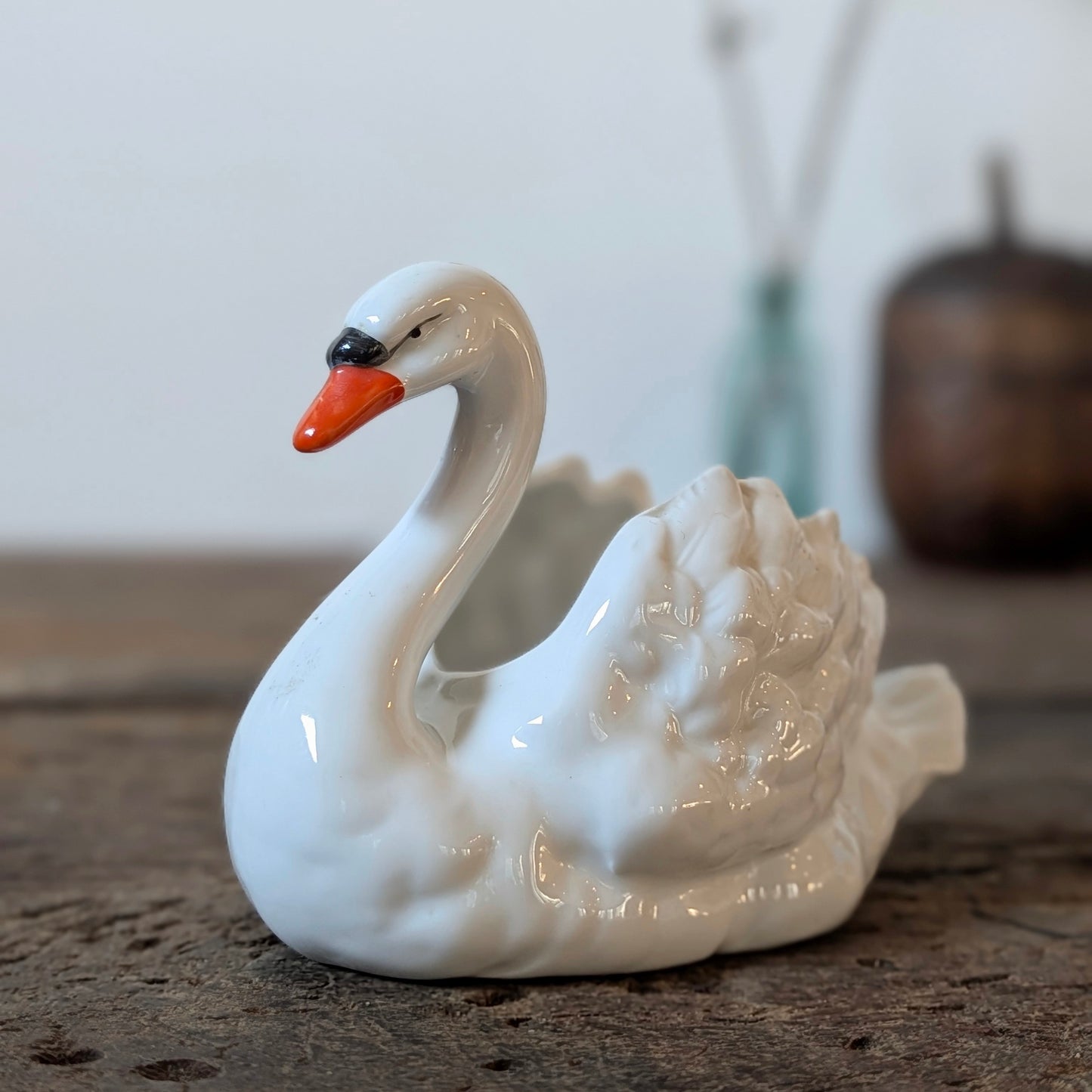 Gerold Porzellan Bavaria Swan Vase