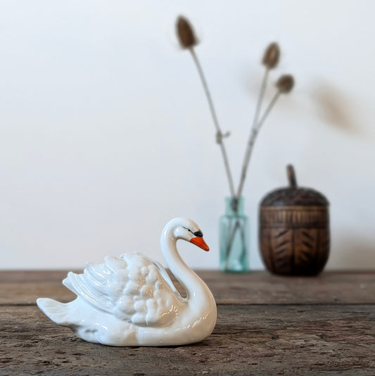 Gerold Porzellan Bavaria Swan Vase