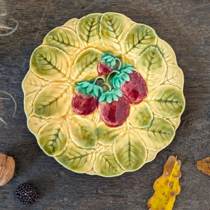 Sarreguemines Majolica Strawberry and Leaf Plate