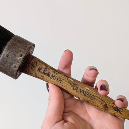 Round Rustic Paint Brush