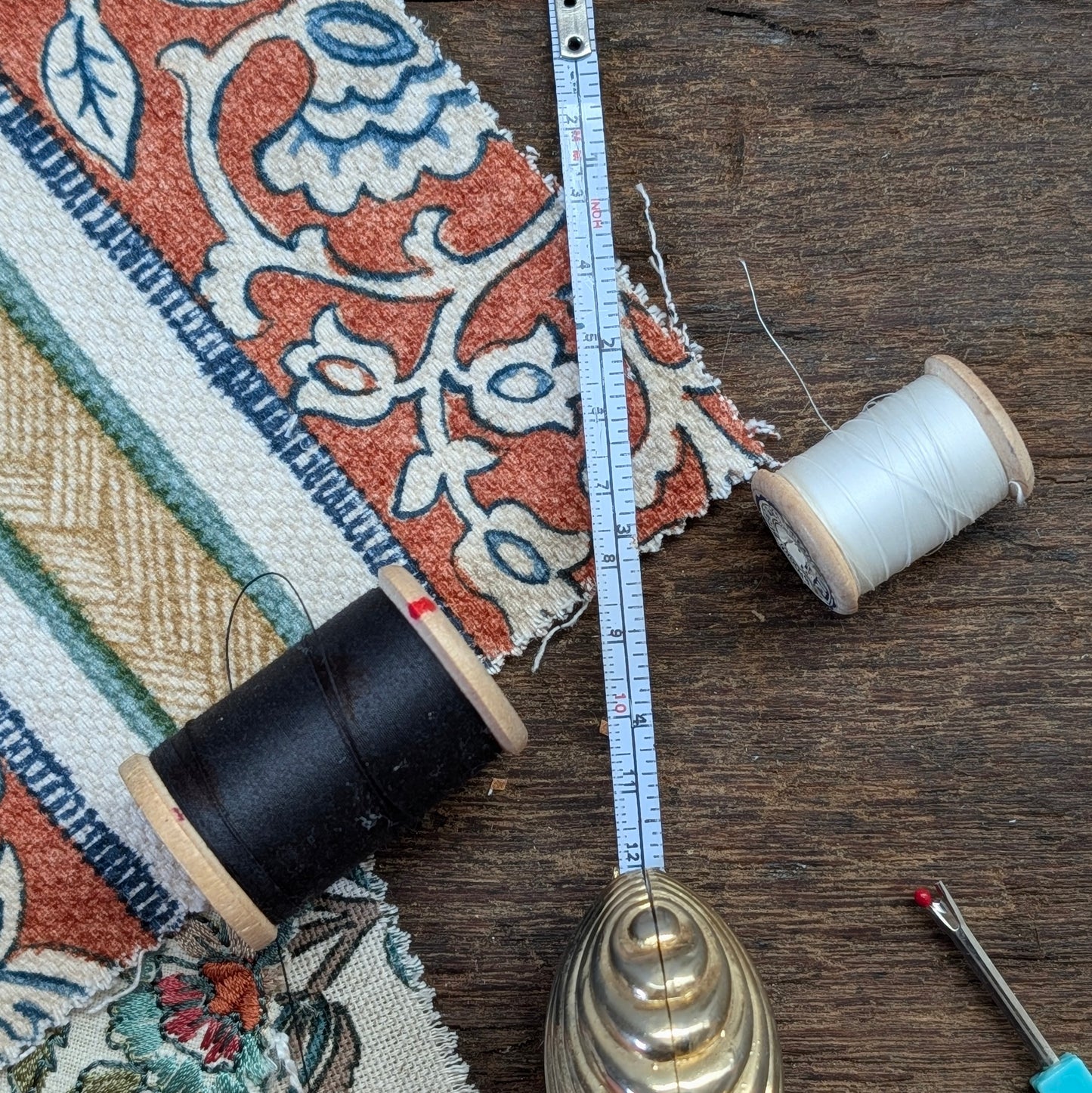 Small Clam Shell Tape Measure