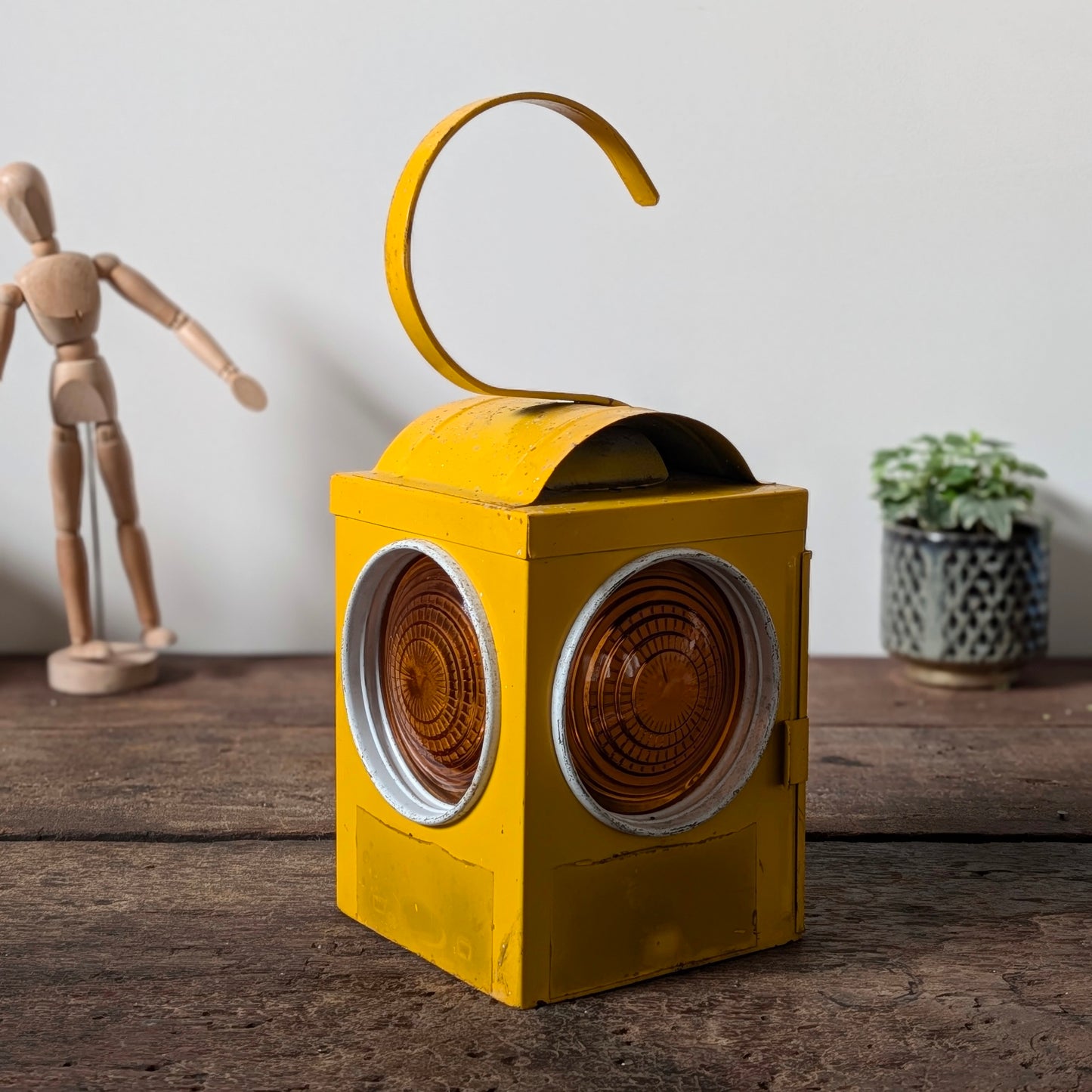 Chalwyn Yellow Parrafin Railway/Road Lamp