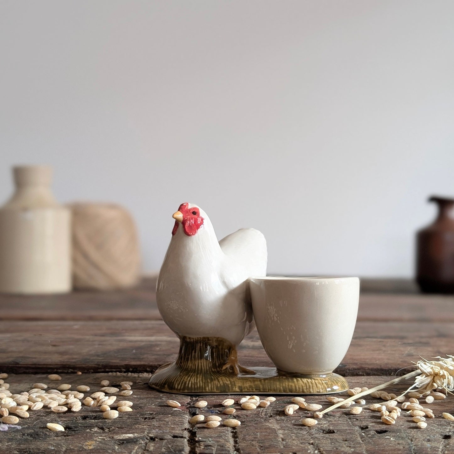 Quail Ceramics Hen Egg Cup - White