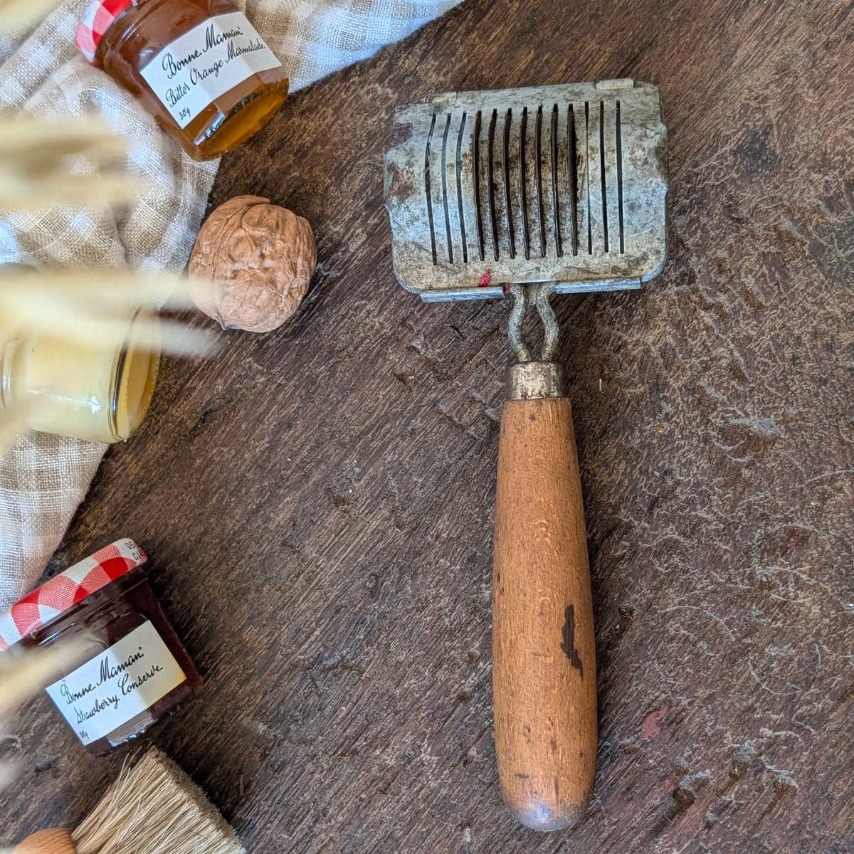 Wooden Handled Multi-Blade Pastry Cutter