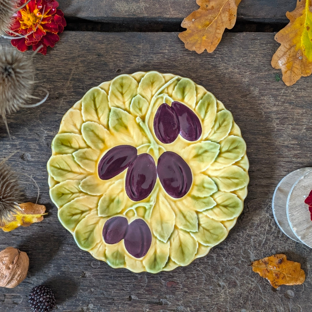Sarreguemines Majolica Plum Plate