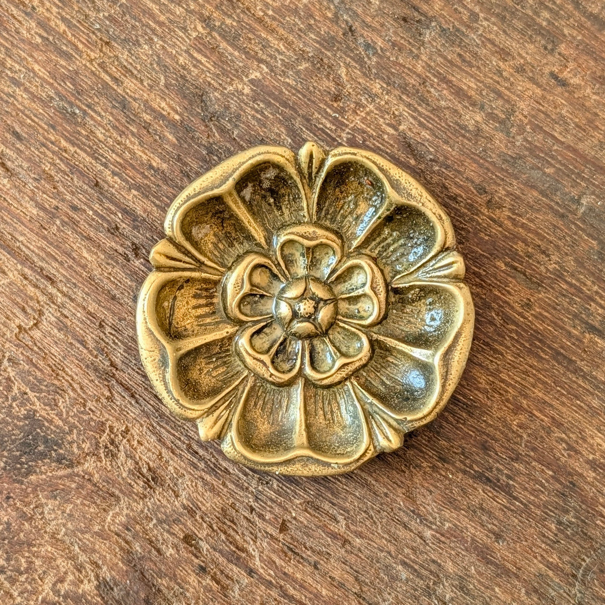 Pair of Small Brass Tudor Rose Flower Trinket Dishes