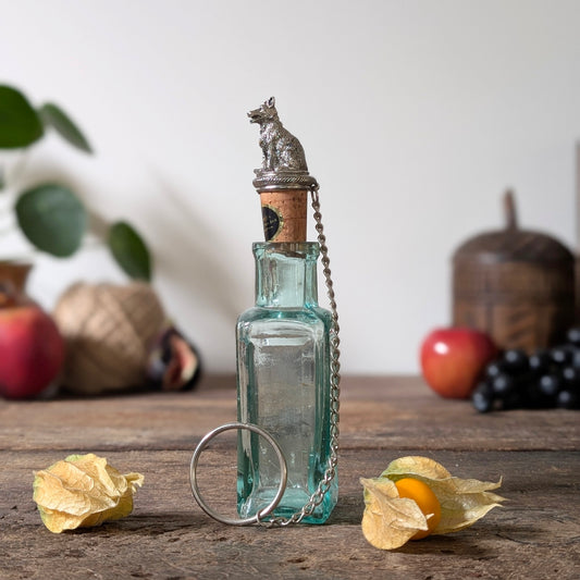 Sixtrees Dog Wine Bottle Stopper