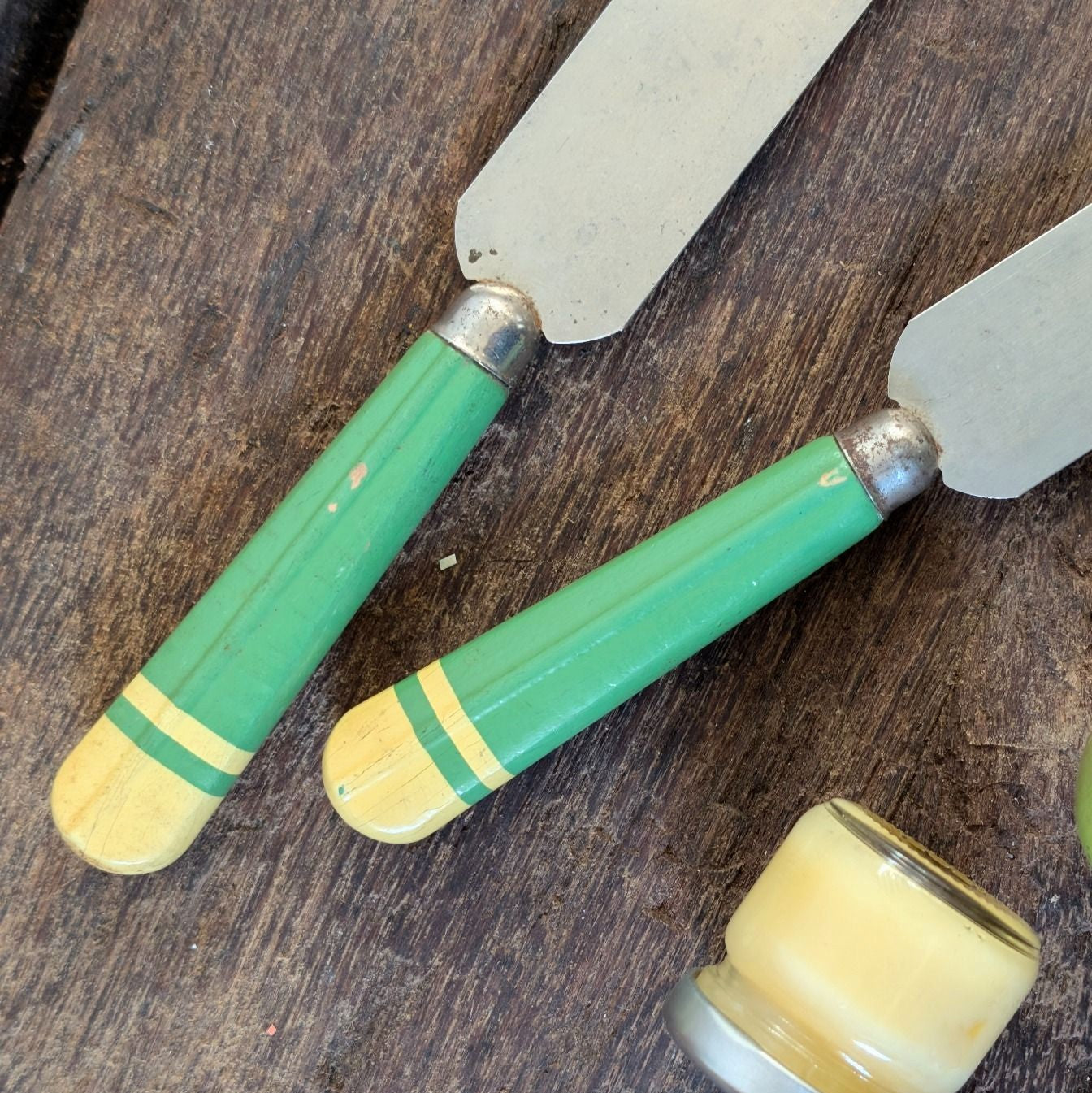 Vintage 'Skyline' Icing Spatula/Knife