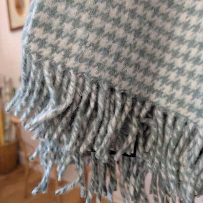 Balmoral Tartan Blanket - Houndstooth