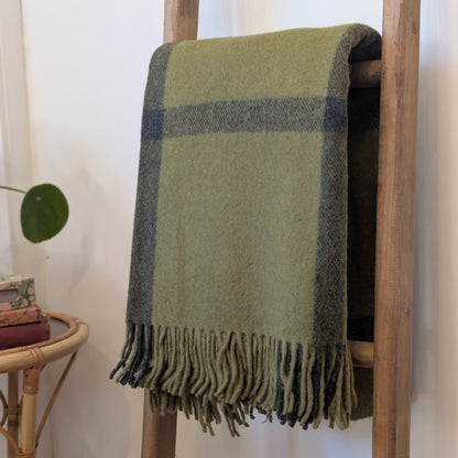 Balmoral Tartan Blanket - Green and Black