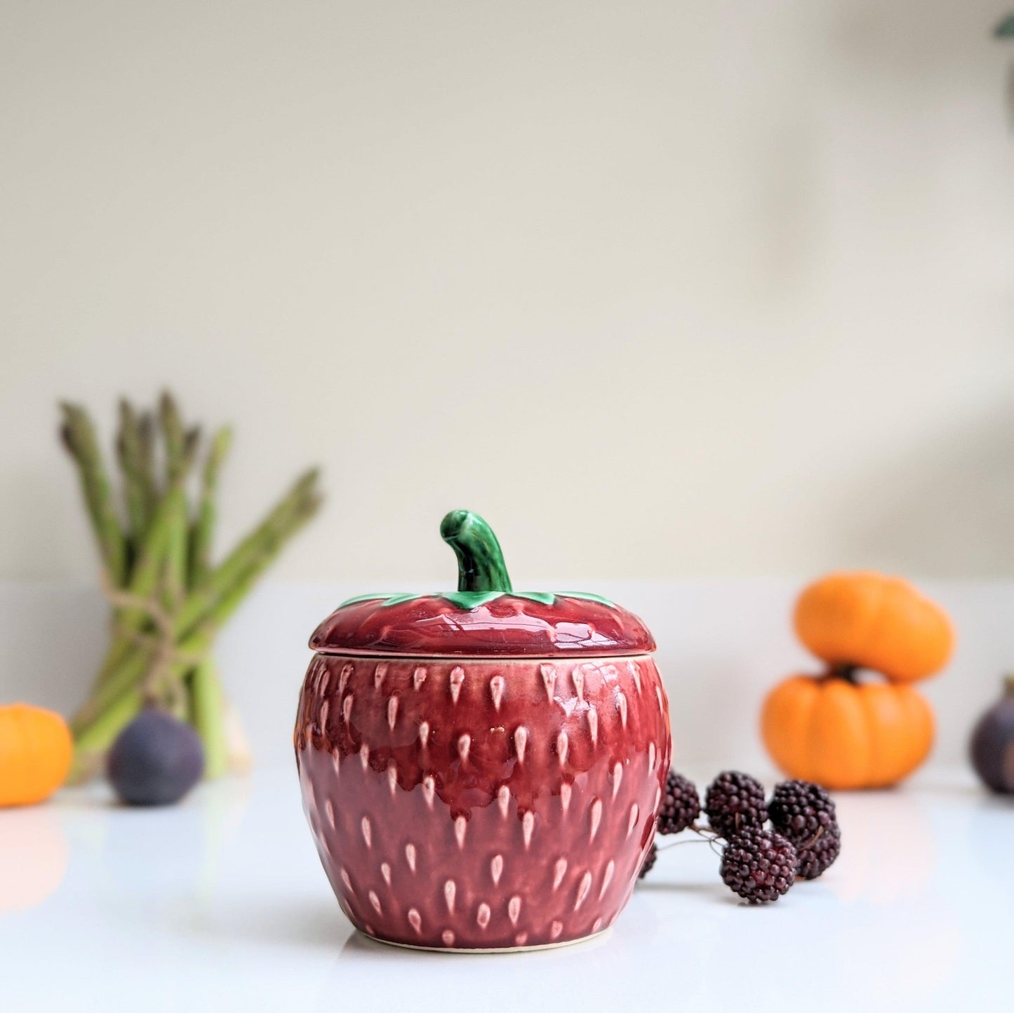 Portuguese Strawberry Jar