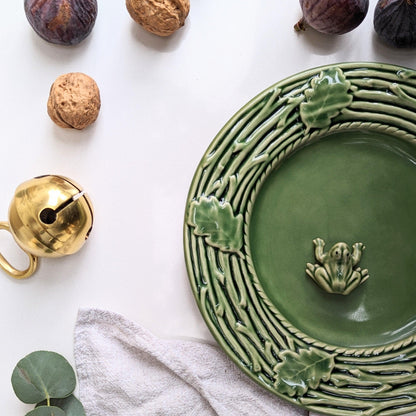 Bordello Pinheiro Acorn and Frog Plate Set